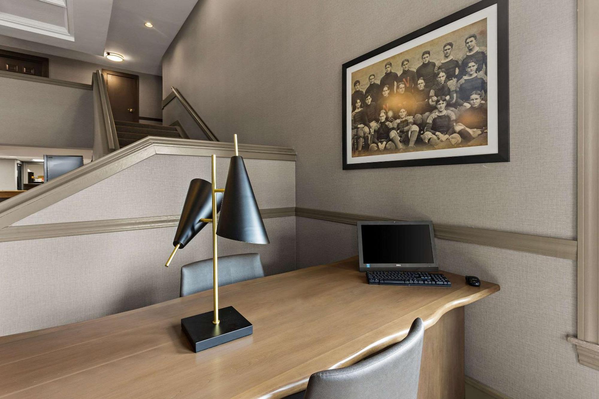 סאות בנד The Clover Hotel, Ascend Hotel Collection מראה חיצוני תמונה